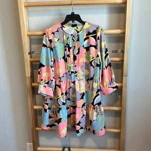 Who What Wear above the knee 60’s inspired dress. Sz M